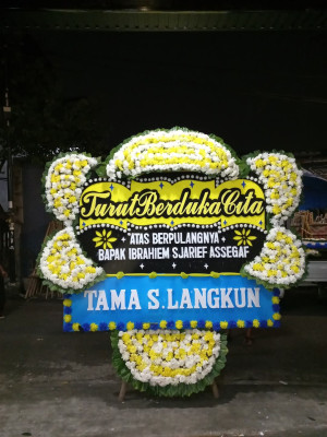 Papan Bunga Duka di Kuala Cenaku